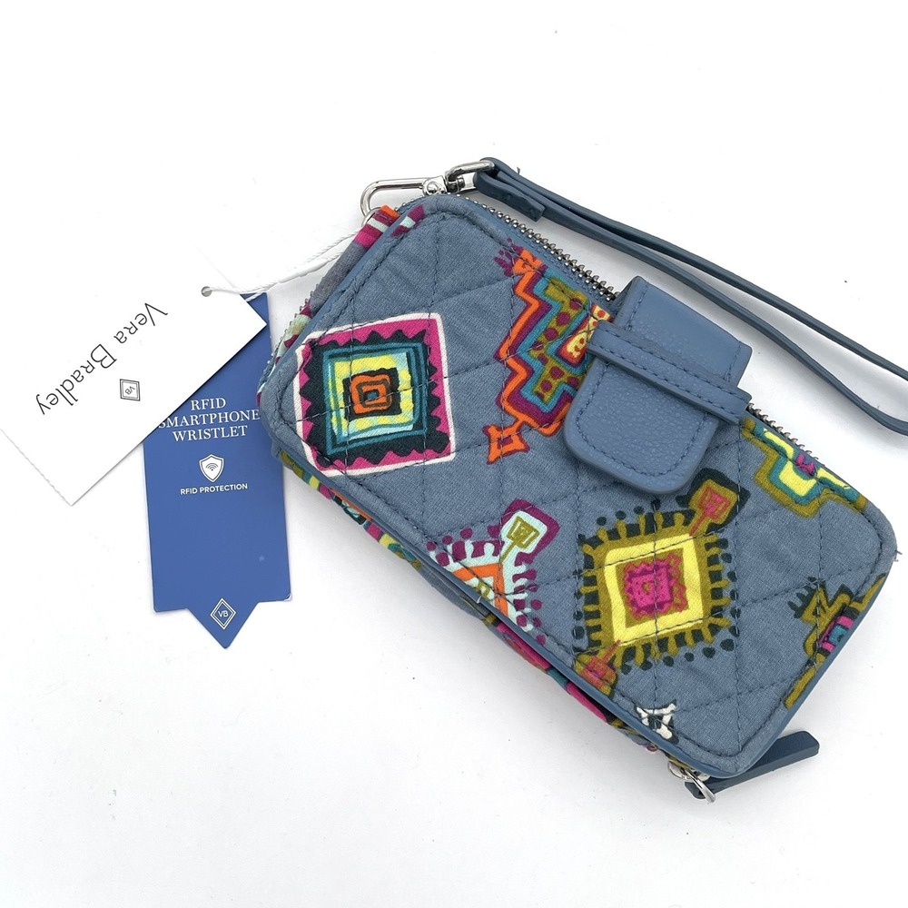 NWT Vera Bradley RFID Smartphone Wristlet Painted Medallions Clutch Wallet Blue - Picture 1 of 6
